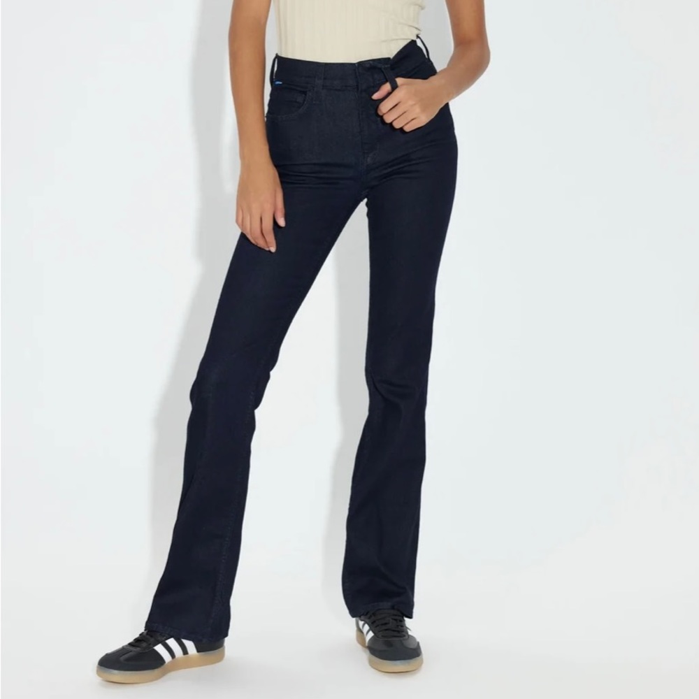 NWT Cotton Citizen Naomi flare stretch jeans, 28